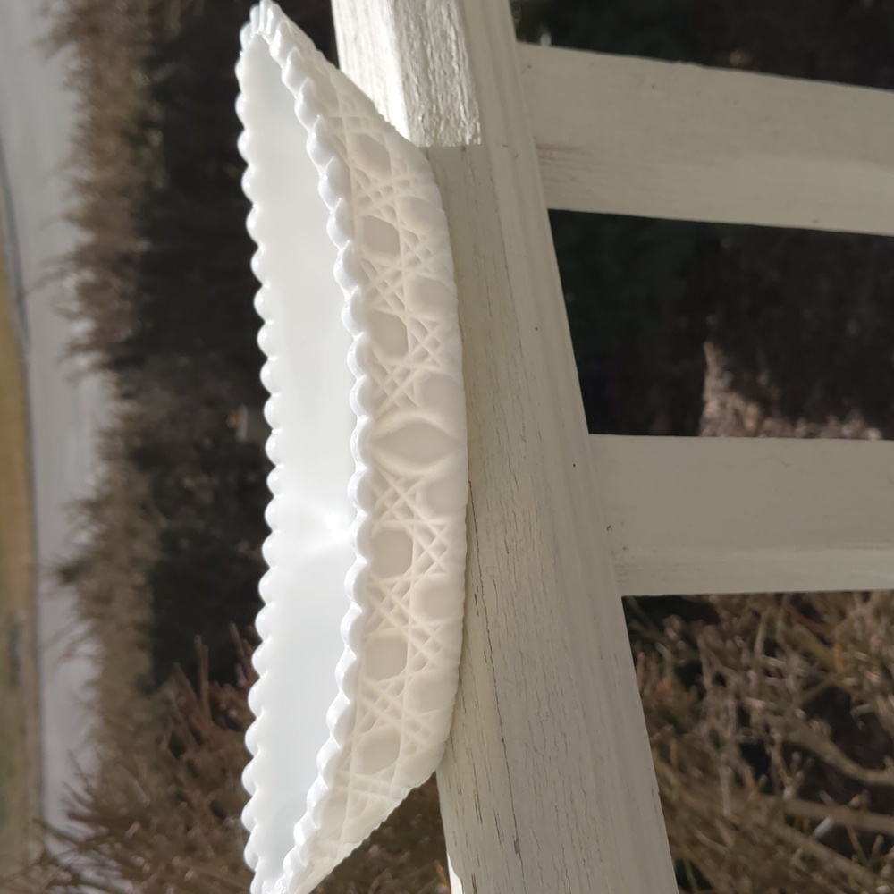 Milk Glass Condiment Pickle Celery Dish Oval Scalloped Edge Etched Flower Design